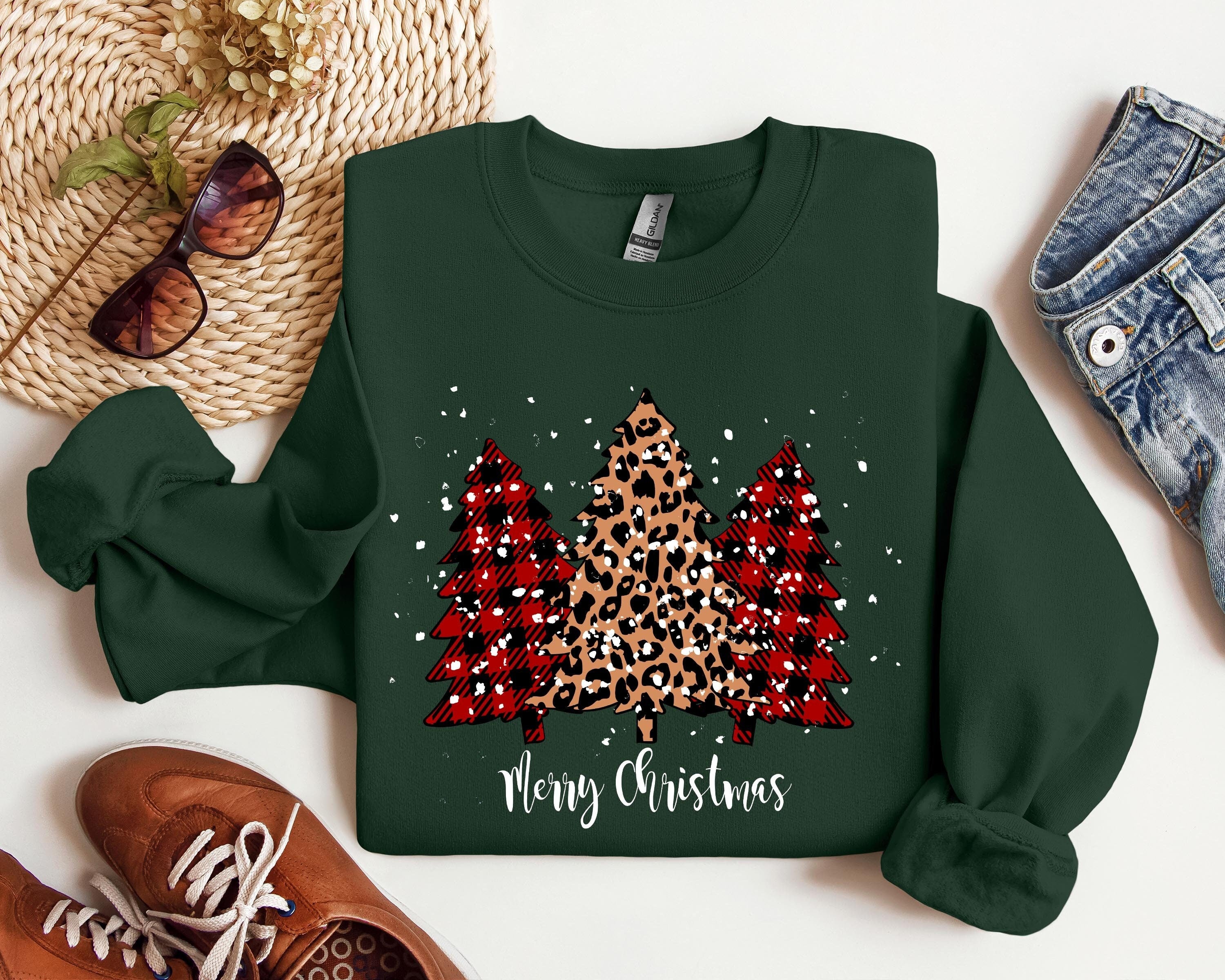 Gildan 18000 Christmas Tree Sweatshirt for Women - Cute Holiday Gift, Cozy Unisex Crewneck, Perfect Aesthetic Winter Outfit