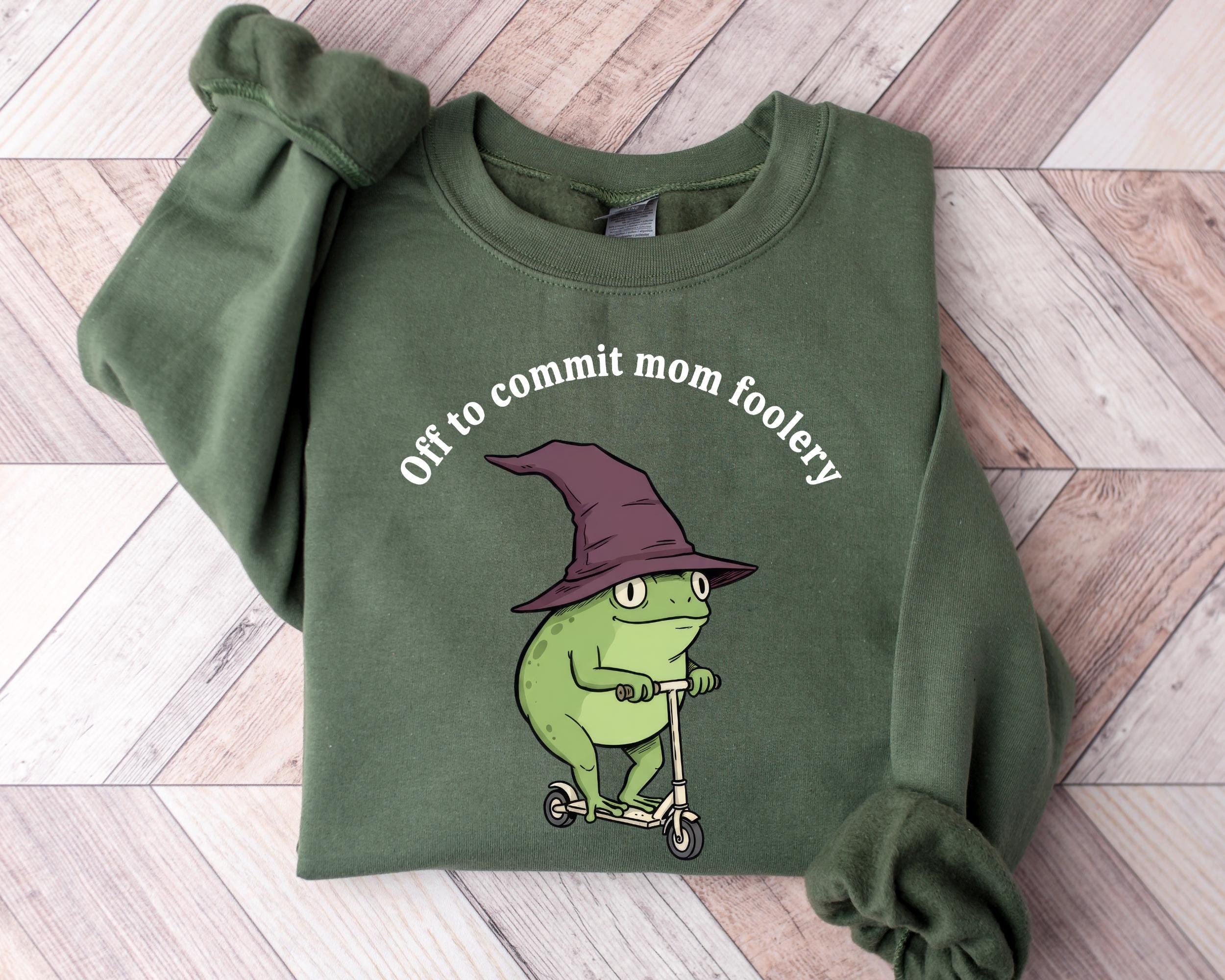 ✨Gildan 18000 Mama Frog Sweatshirt: Cozy Pregnancy Reveal Crewneck for Women✨