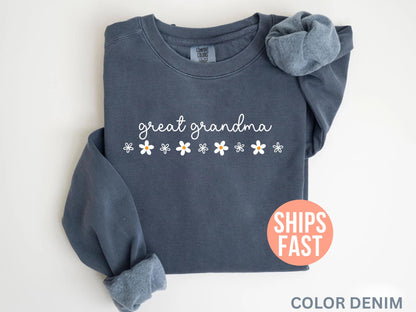 Comfort Colors® 1566 Unisex Sweatshirt for Women, Great Grandma Gift, Pregnancy Reveal, SwiftPOD Garment-Dyed, Baby Announcement Outfit