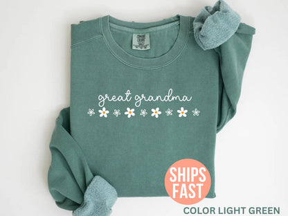 Comfort Colors® 1566 Unisex Garment-Dyed Sweatshirt for Great Grandma, Pregnancy Reveal Gift, SwiftPOD Aesthetic, Perfect Baby Announcement Outfit