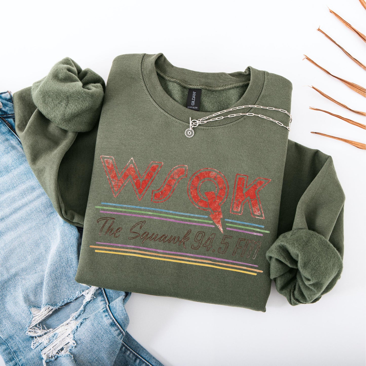 Vintage WSQK Sweatshirt Unisex Gildan 18000 Crewneck, Retro Radio Gift, Cozy Printify Choice for Women & Men 94.5 FM Radio Aesthetic